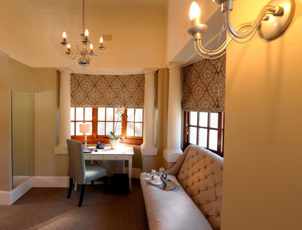 Saint James On Venice Durban Room photo